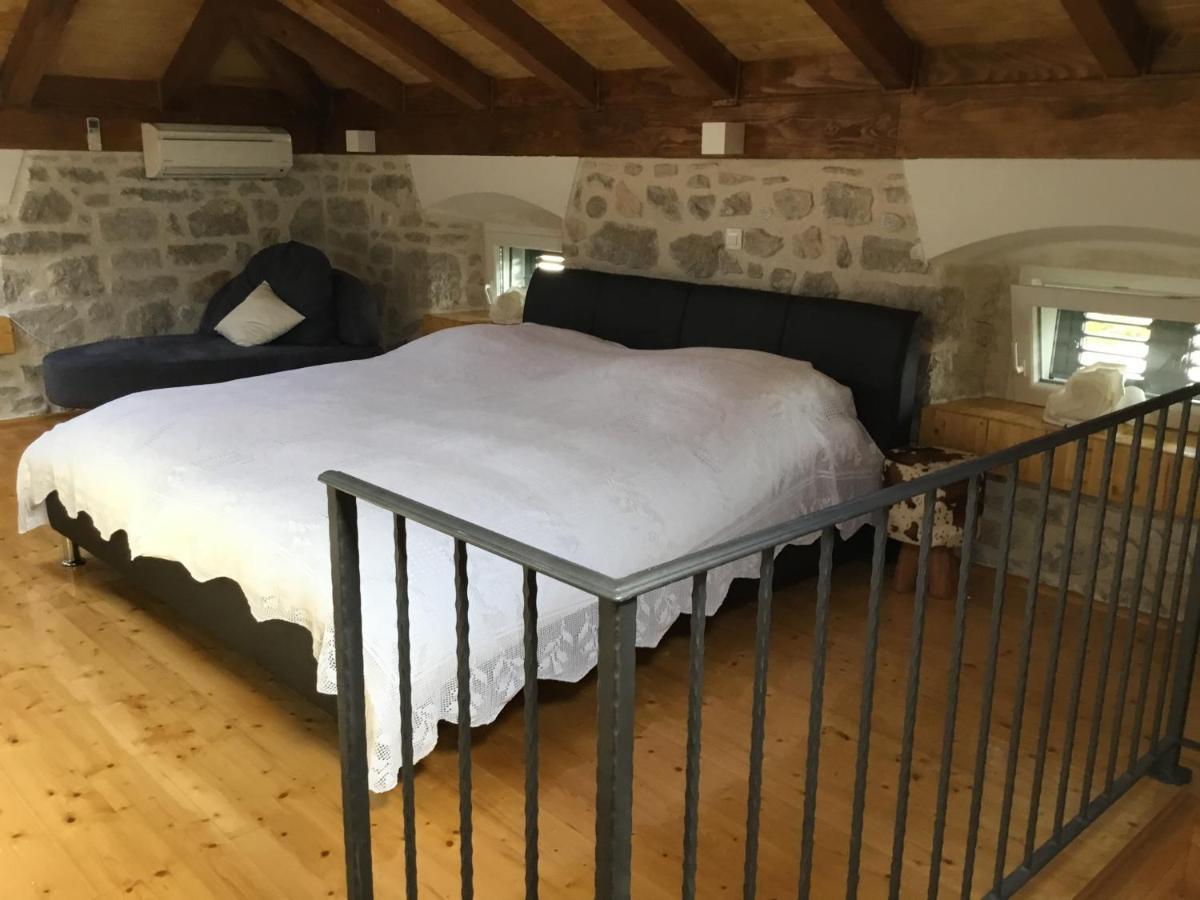 فيلا Stein Haus بيروفاتش المظهر الخارجي الصورة
